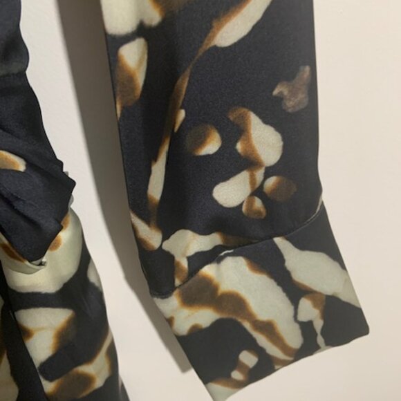 NWT Zara Black & Cream Midi Wrap Dress - Size L - Picture 4 of 5